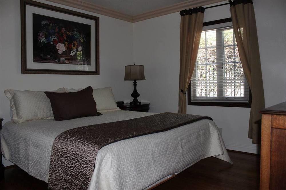 Inn The Marlo 3*